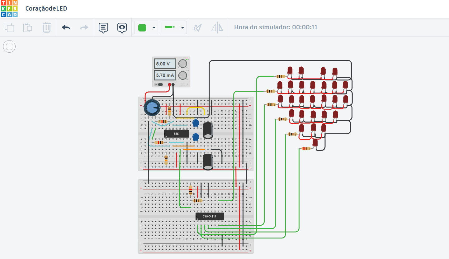 Circuito no Tinkercad